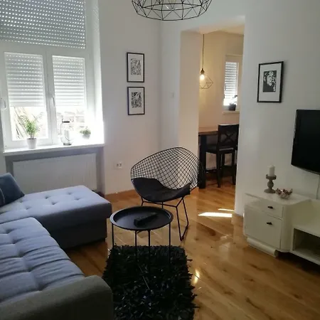 Stern, Apartman 1 Apartment *