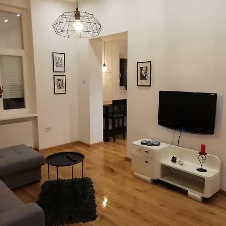Stern, Apartman 1 巴尼西卢卡